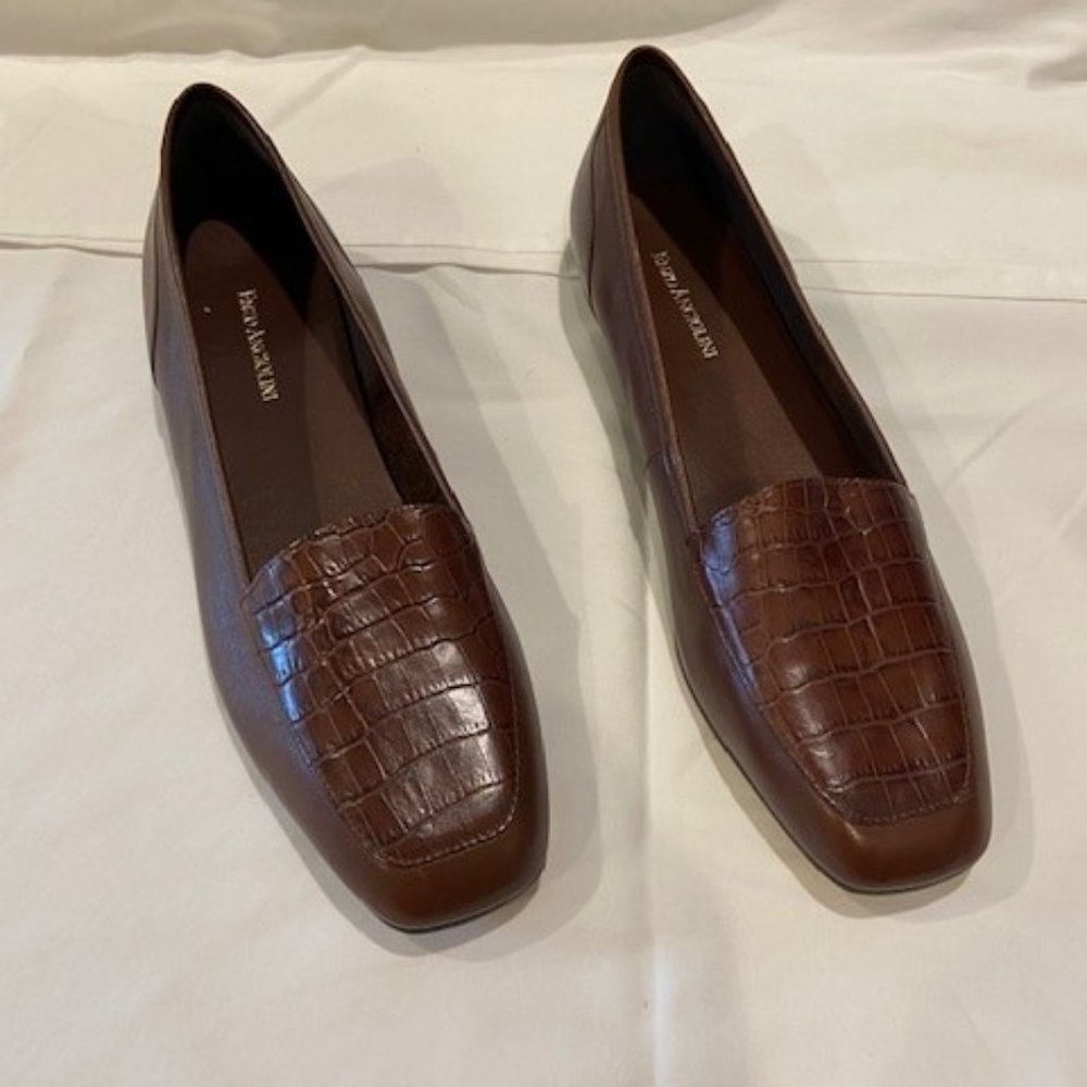 NWOB Enzo Angiolini Brown Liberty Flats Loafers Sz 10